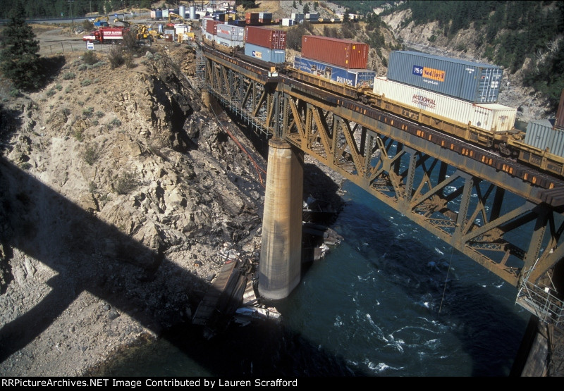 CP Wreckage in the Thompson River 